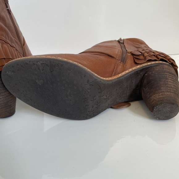 Miss Albright booties - Picture 4 of 5